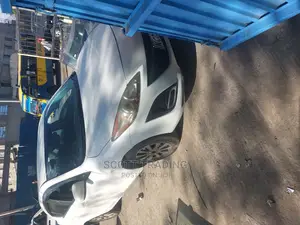 Mitsubishi Lancer 2010 /Fortis Front Windscreen