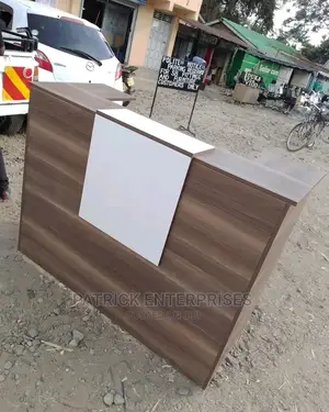 Morden Reception Desk 1.4 Mtrs