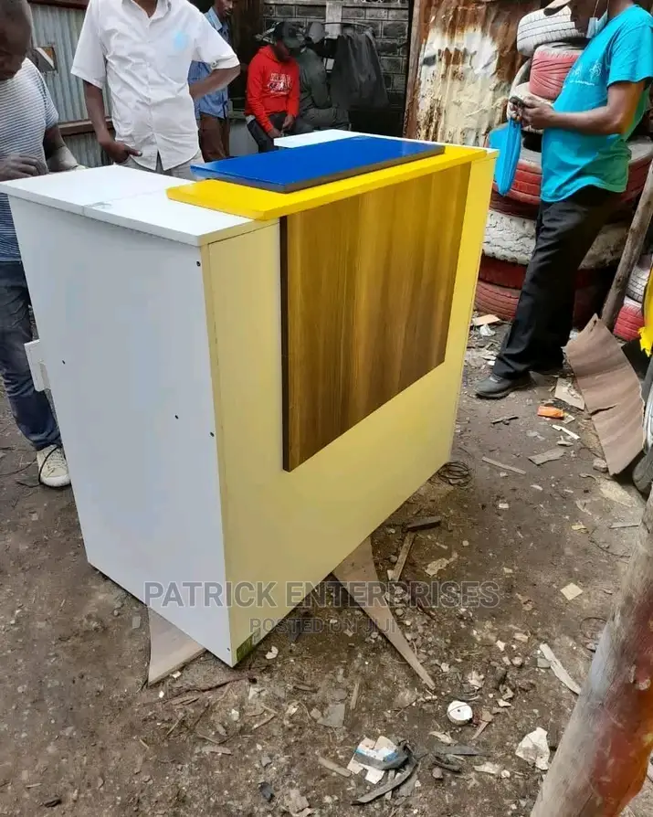 Morden Reception Desk 1.4 Mtrs