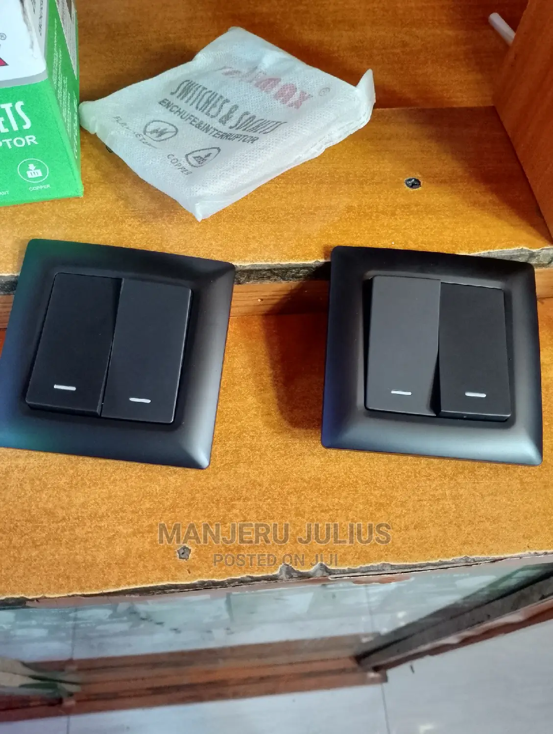 2gang2way Black Switch