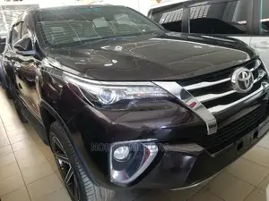 Toyota Fortuner 2.8 D AWD 2016 Black