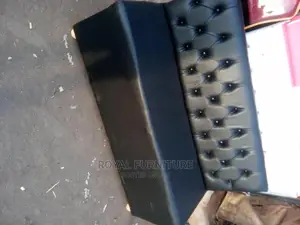Salon Waiting Seats (3seater)