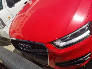 Audi Q3 2015 Red