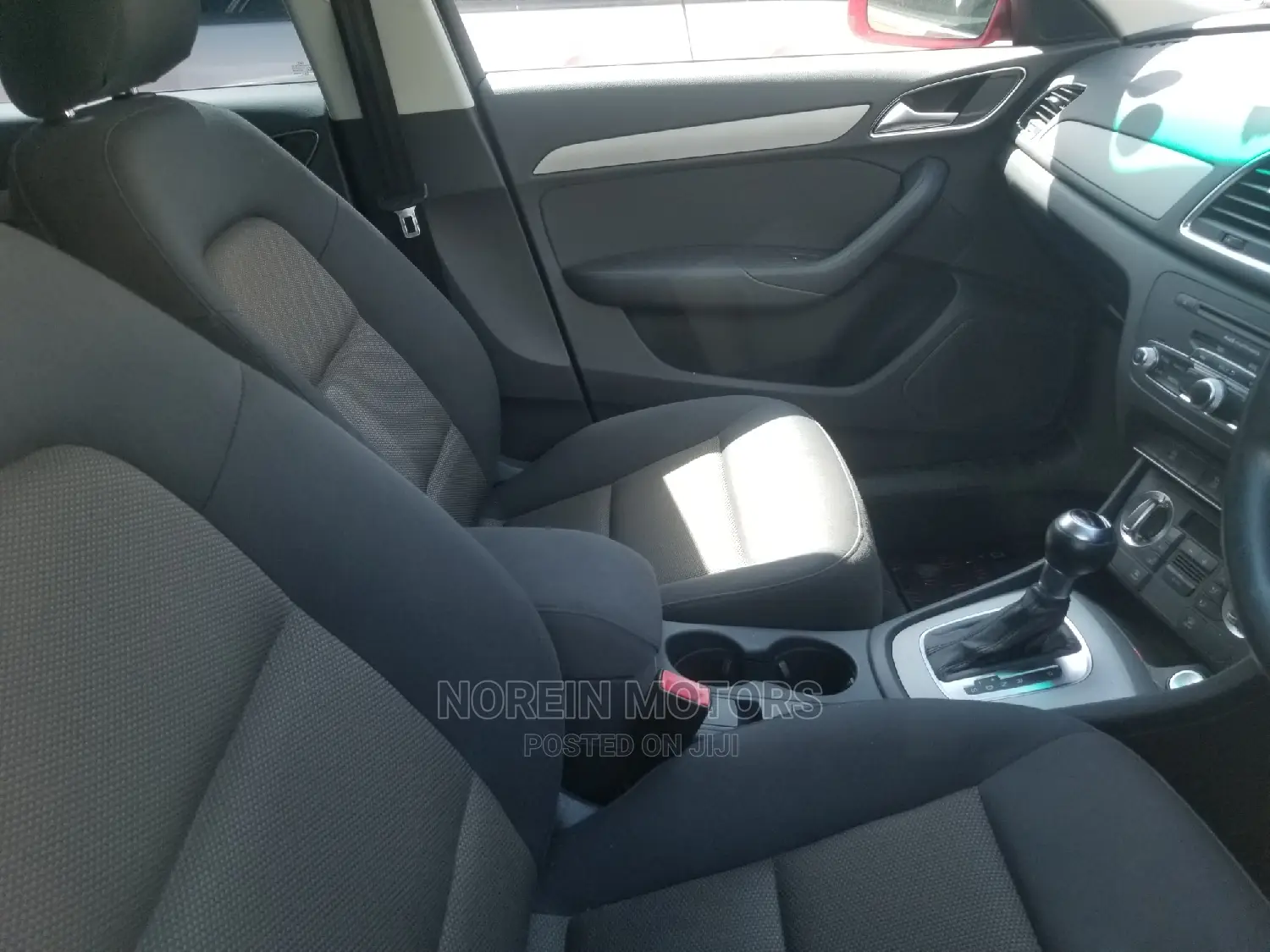 Audi Q3 2015 Red