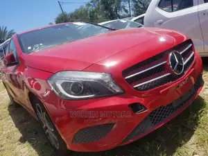Mercedes-Benz A-Class 2015 Red