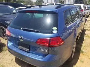 Volkswagen Golf 2015 Blue