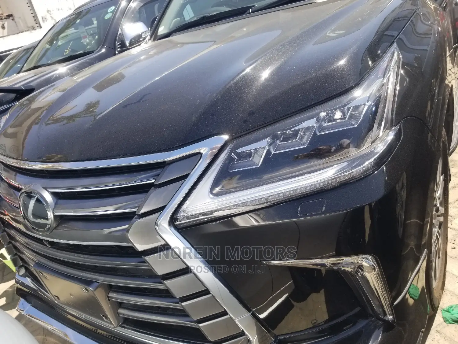 Lexus LX 570 AWD 2017 Black