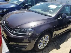 Volkswagen Golf 2015 Purple