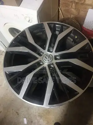 17 Inch Vw Black Silver Original Rims Set ( Tiwan)