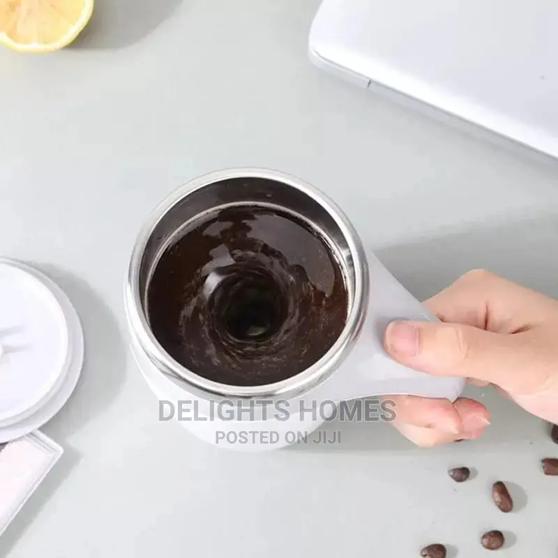 Self Stirring Cups
