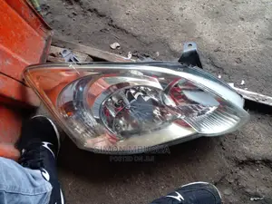 Toyota Runx Non Xenon Headlight