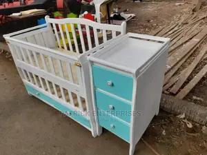 Modern Wooden Dubai Baby Crib 4 By 2 Fitt+ Side Drawers