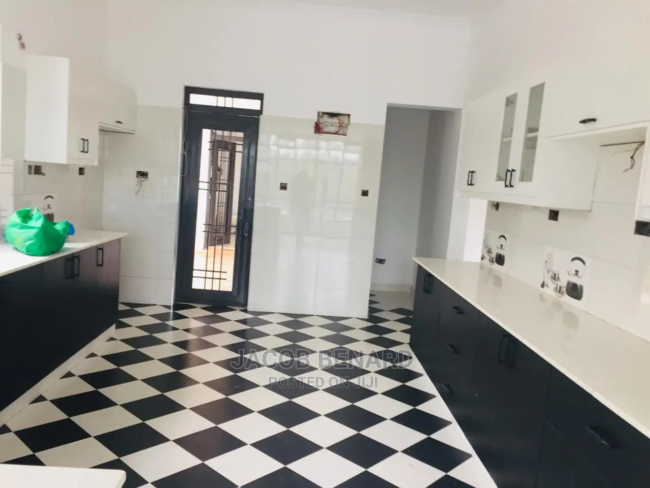 Tile Fixings