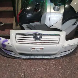 Front Bumper Toyota Avensis 2005
