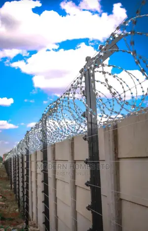 Precast Concrete With Electric Fence