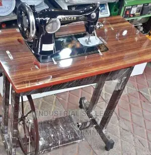 Singer Complete Sewing Machine