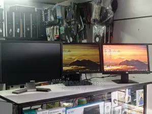 Hp/Dell Monitors 19inches Stretch