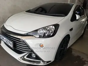 Toyota Aqua 2016 White