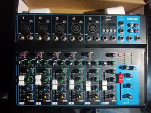 Plain Mixer Yamaha 7 Channels