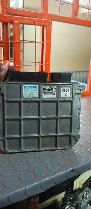 Toyota Premio 2007 Engine Control Box.