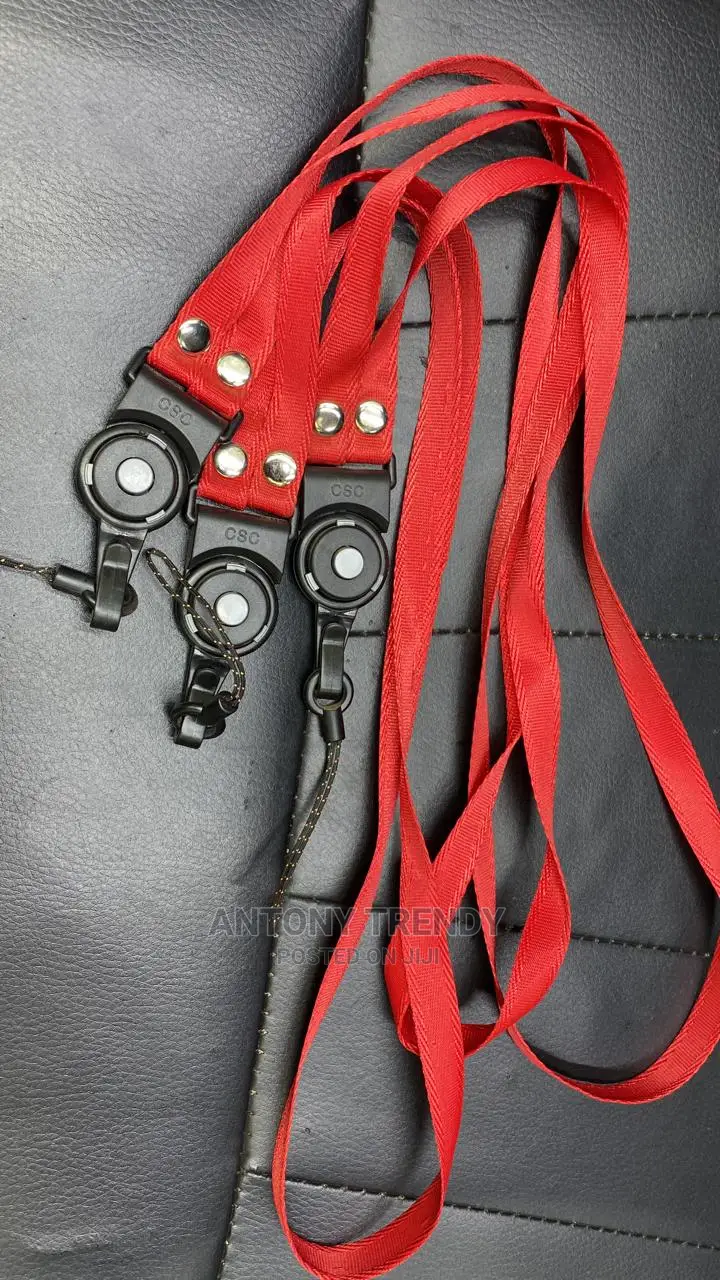Straps Straps