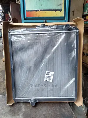 Fuso Fighter Radiator