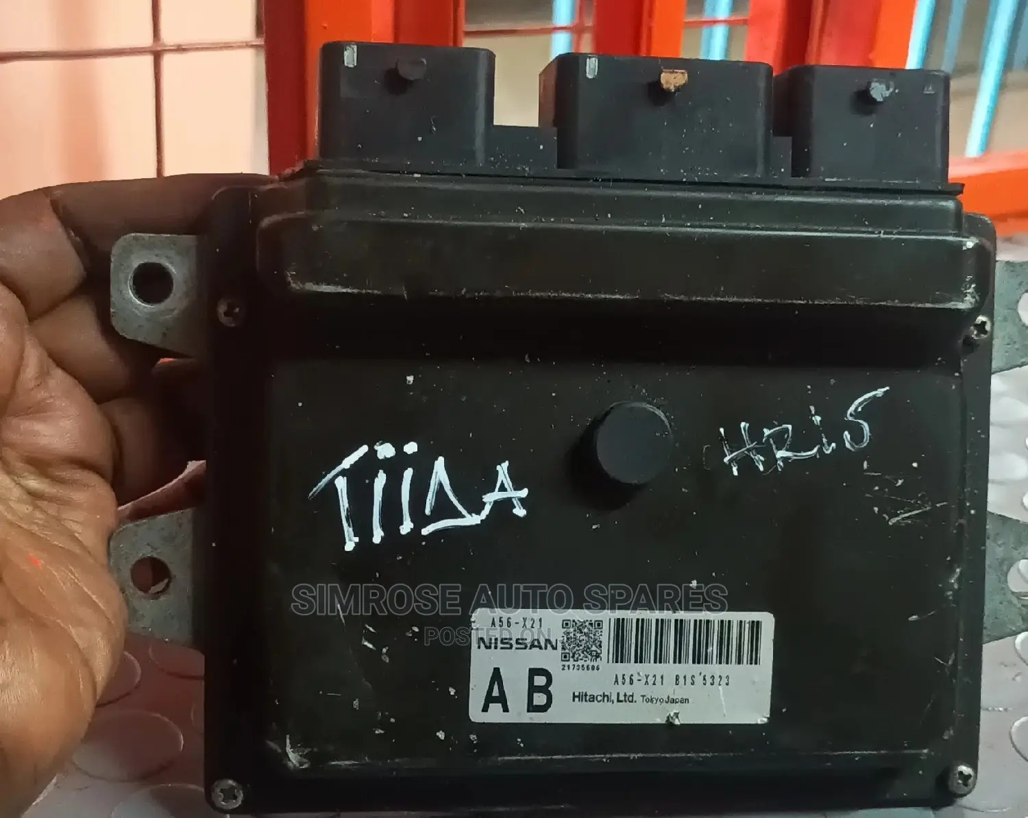 Nissan Tiida Engine Control Unit.