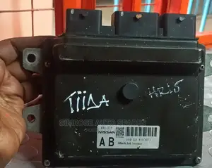 Nissan Tiida Engine Control Unit.