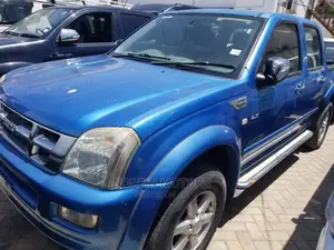 Isuzu D-Max 2010 Blue