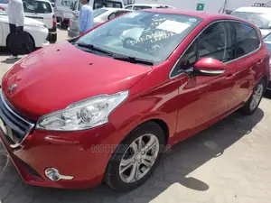 Peugeot 208 2015 Red