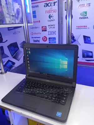Laptop Dell Latitude 13 3340 4GB Intel Celeron HDD 500GB