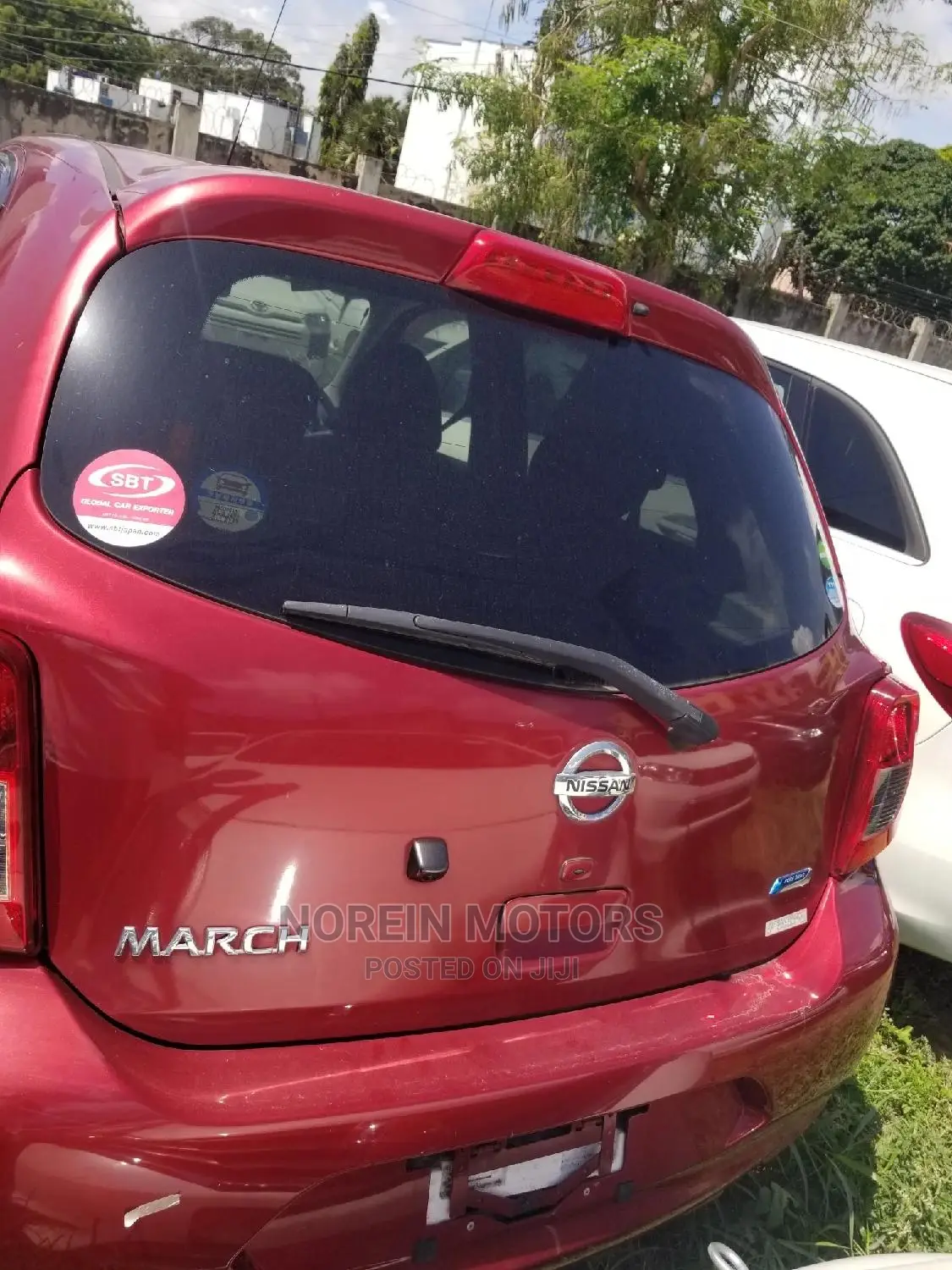 Nissan March 2015 Red