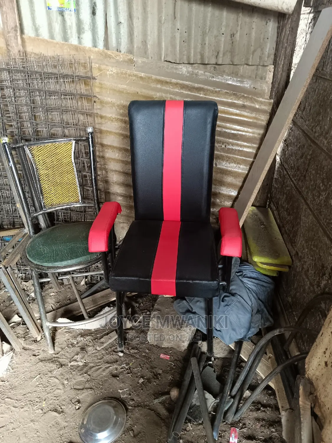 Executive Chair With Armrest