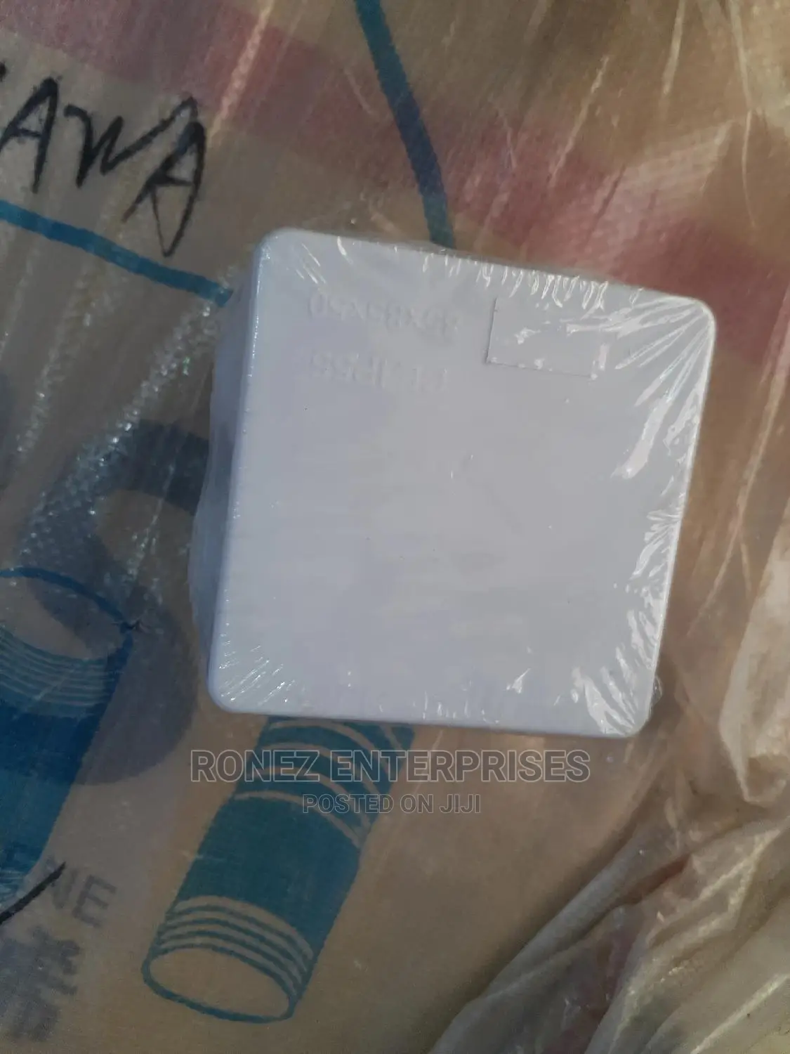 85by85×50 Adptor Box Plastic