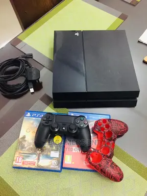Play Station 4 Standard Acc and Drive Club