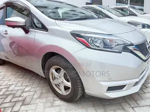 Nissan Note 2017 Silver