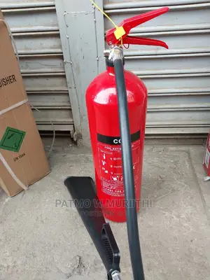 Fire Extinguisher Co2 5kg .