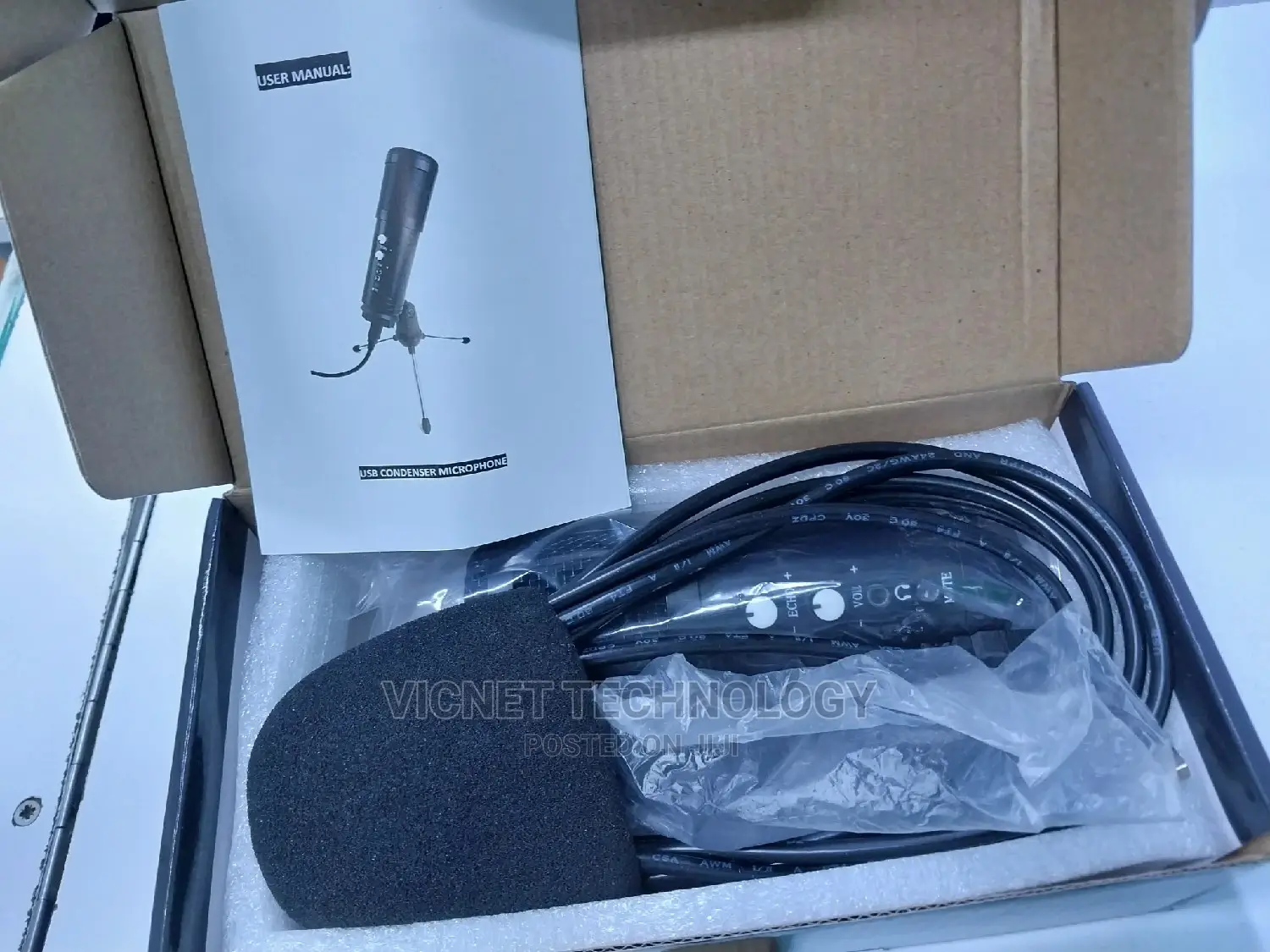 Codenser Studio Microphone With Echo, Mute and Volume Button