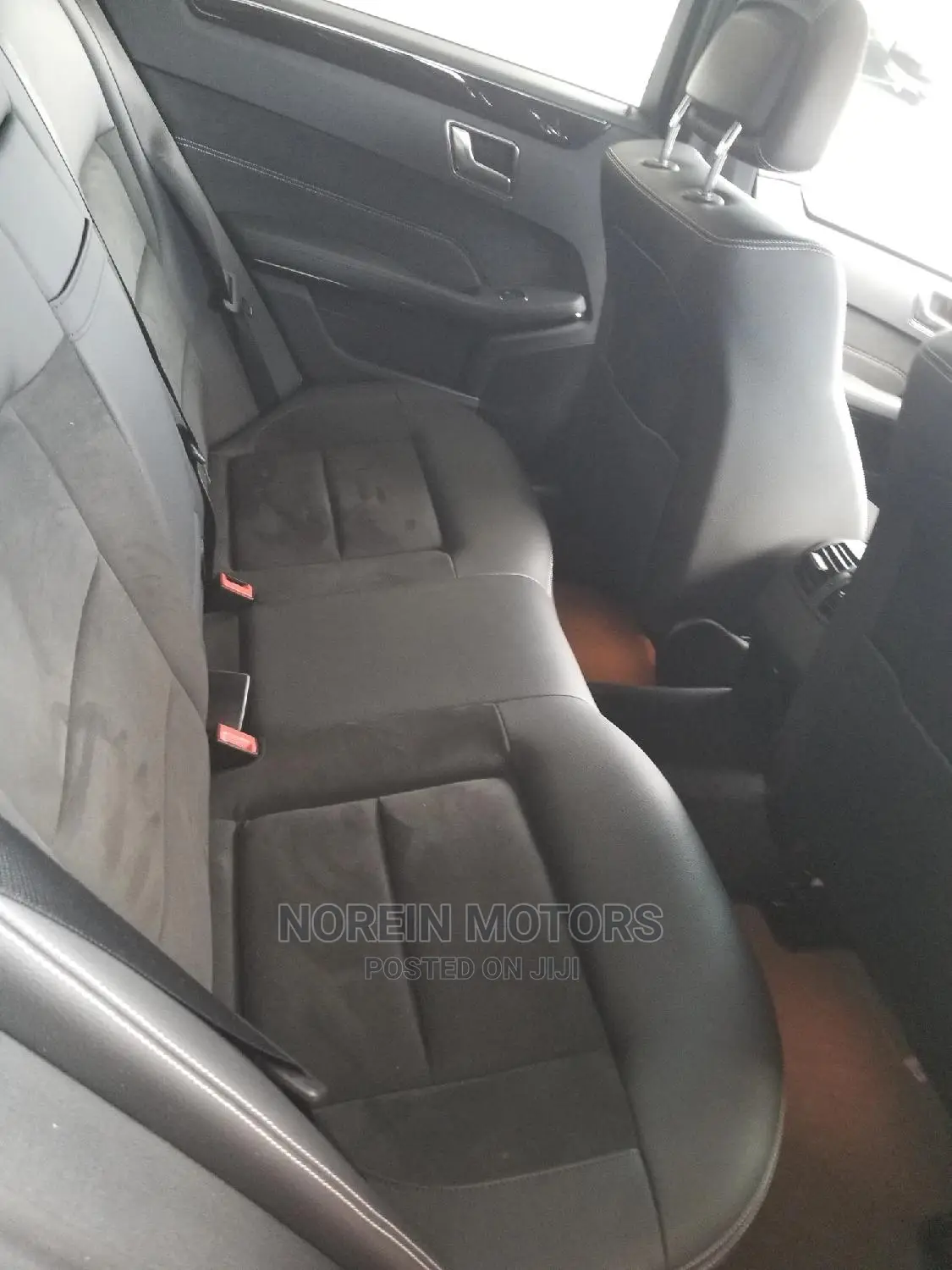 Mercedes-Benz E220 2015 Silver