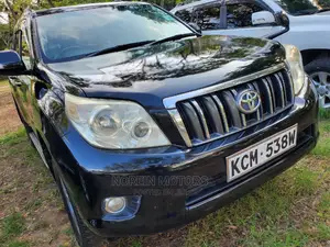 Toyota Land Cruiser Prado 2010 Black