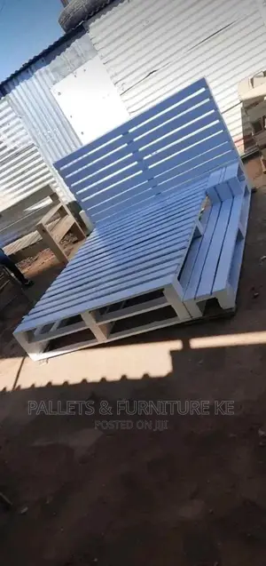Pallet Bed 5 by 6