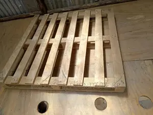 Store Pallets