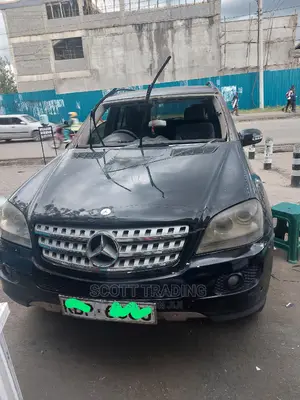 Mercedes-Benz W164 Front Windscreen