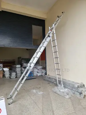 42ft/12mtrs Aluminium Triple Extension Ladder