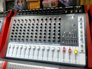 Yamaha Powered Mixer 12 Channels