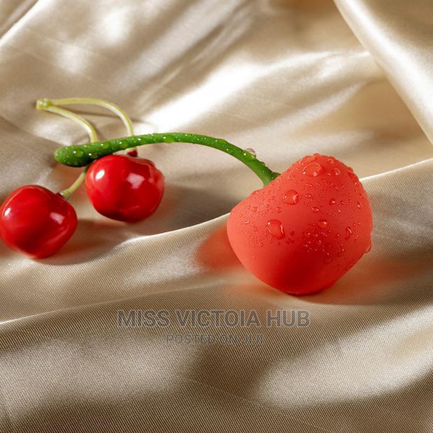 Cherry Mini Vibrator With Nipple Clitoral Stimulation - thumbnail 4