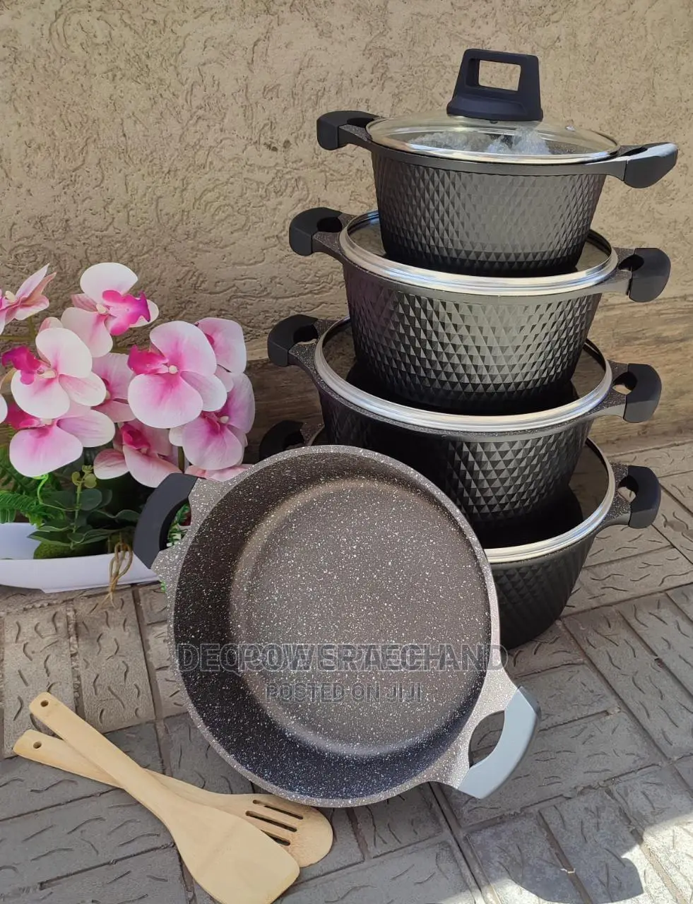 Unique Cookware Set-12 Pieces;