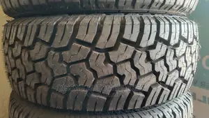 265/65 R 17 Yokohama Tyres Made in Japan.