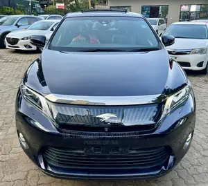 Toyota Harrier 2.0 4WD 2017 Blue