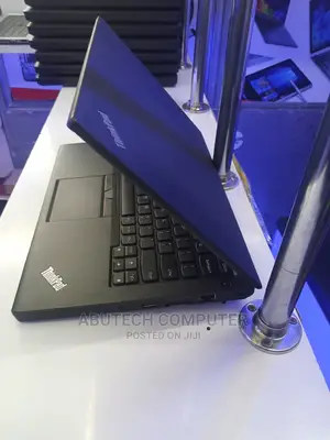 Laptop Lenovo ThinkPad X260 8GB Intel Core I5 HDD 500GB